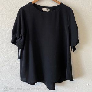 Everleigh Black Top, Fun Tie Sleeves
